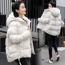 Trench Coats Femme Sweet Young Girl Hooded Hiver Mabinet Coton Cotton Veste mince en vrac Corée Mode