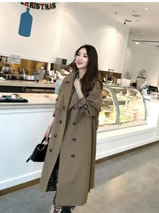 Trench-Coats Femme Trench-Coat pour Femme Printemps et Automne Charme Mi-long Manteau Couleur Unie Tempérament Déesse Ventilateur Style Britannique Manteau 230808