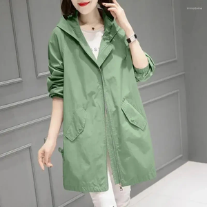 Trench Coats Windbreaker 2024 Spring Autumn Automne Version coréenne Elegant Lady Ourwear Design Sense Leisure Hooded Ladies Coat