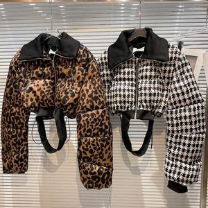 Dames Trench Coats Winter Europe Station 2023 Aankomst lange mouw Turn Down Collar Leopard Houndstooth Cotton Coat Betage Belt Crop