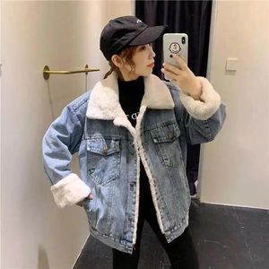 Trenchs de femmes manteaux d'hiver femmes denim chaud col de fourrure veste épissé revers simple boutonnage vintage peluche cowboys parkas jean femme