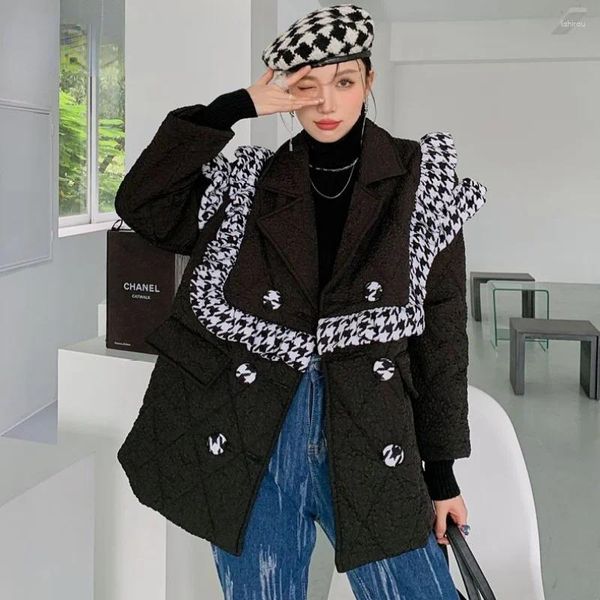 Trenchs de femmes Zcsmll Puffer Jacket Vêtements d'hiver Femmes Parkas Noir Ruffle Designer de luxe matelassé et vestes à double boutonnage 2023