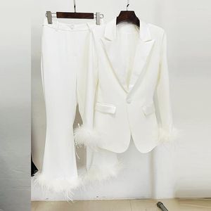 Pantalon de deux pièces pour femmes 2023 Star Fashion Véritable plume d'autruche Costume de costume Manteau Ensemble court