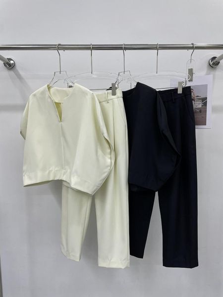 Pantalon de deux pièces pour femmes 2023 Fonction de mode Coup Top Pantalons en V V Vantage 2 pièces 0516
