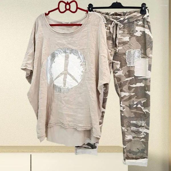 Pantalons de deux pièces pour femmes 2pcs Camouflage Ensemble t-shirt irrégulier Trache d'été Détend
