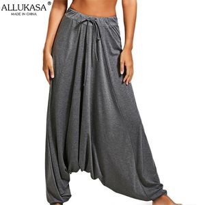 Pantalones de dos piezas para mujer Allukasa Casual Mujer Harem Pantalones Drop Crotch Baggy Pierna ancha Hippy Boho Loose Lady Moda Sólido Tallas grandes Pantalones largos 221007