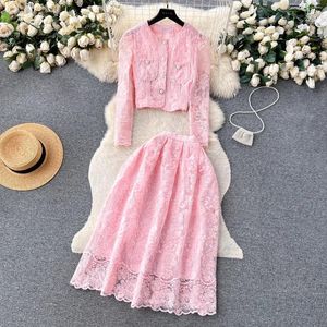 Damen Zweiteilige Hosen Herbst Rosa Stickerei Blumenspitze Set Elegante Frauen Einreiher Perlen Langarm Hemd Midi Rock Anzüge