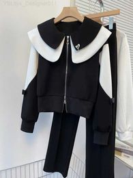 Tweede stuk broek voor dames Autumn Dames Zippered Track Suit 2-delige set met ritssluiting Hoodie en broek Sports Wear Fe Winter Warm Sports ShirtC240407