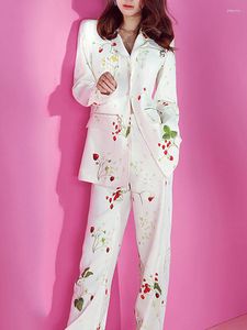 Pantalon deux pièces pour femmes conçu fraise Style frais imprimé Blazer blanc à manches longues col en V 2 pièces femmes costume élégant décontracté dame ensemble