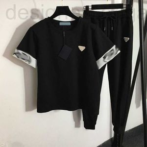 Dames tweedelige broek Designer 2024 Nieuwe set driehoek Letter Lint Splitte korte mouwen T-shirt+Drawstring Elastische taille-band Casual OJ4J