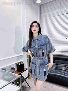 Designer de pantalons deux pièces pour femmes Home P 23 Summer New Fashion Cool Individuality Workwear Loose Jean jacket + Denim Skirt Set XSZ0