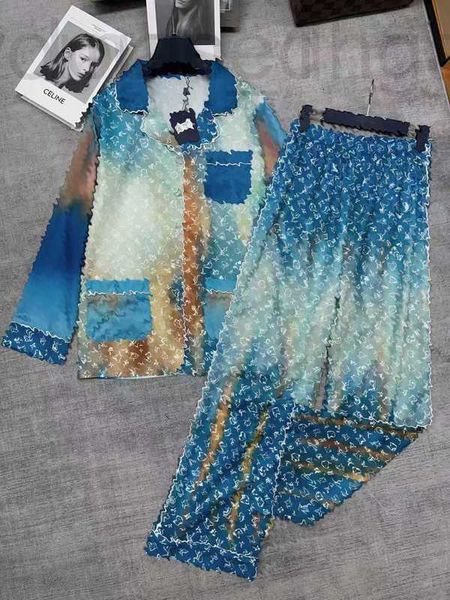 Pantalones de dos piezas para mujer Diseñador Sleep Lounge 2024lousi Conjunto de pijamas de porcelana azul y blanca con estampado completo para mujer elegante temperamento ligero 99E PFTM 2TDT