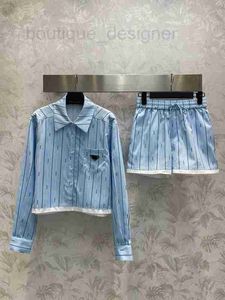 Tweede stuk broek Damesontwerper Women Tracksuit Shirt Shorts Set Fashion Stripe Lange Mouw Rapel Triangle Patroon shirts en passen zomer casual vrouwelijke outfits YWFD