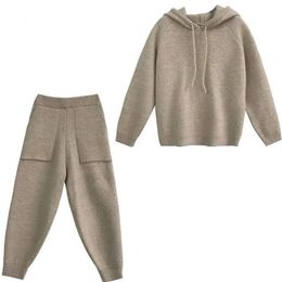 Frauen Zweiteilige Hosen Mode Gestrickte Anzug Frauen Herbst Winter Lose Mit Kapuze Sweatershirt Lange Hosen Zwei-stück Set Koreanische stil Frauen Anzüge 231219