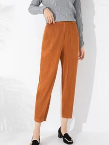 Pantalones de dos piezas para mujeres Miyake plisado Casual 2024 otoño e invierno elástico suelto gran tamaño material grueso recto pierna pequeña