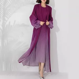 Pantalon de deux pièces pour femmes miyake plissé de mode pour femmes 2024 Gradient imprimé à manches lanterne longues châle extérieure robe intérieure à deux pièces