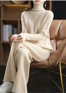 Tweedelige broek voor dames Nieuwe Winter Casual Loose Plus Size Warm Wool Brand Korte Fe Dames trui Wijd been broek SETC240407