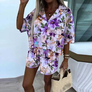 Twee stuk broekpatroon voor dames afgedrukt Loose Summer Outfits Ladies Rapel Button Shirt + Shorts Beach Suit Fashion Boemian Holiday Women Two Piece Set T240523