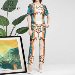 Tweedelige broek voor dames Qian Han Zi Designer Retro Vakantie 2-delige set Women Fashion korte mouw Blouse Verbazingwekkende patroonafdruk Lang pak SE