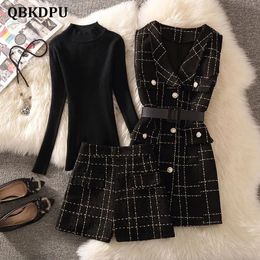 Dames tweedelige broek Vintage Design Plaid Tweed 3 Set vrouwen Elegante riemgte Midlengte Vest Jacket Shorts Pant Koreaans pak 230322