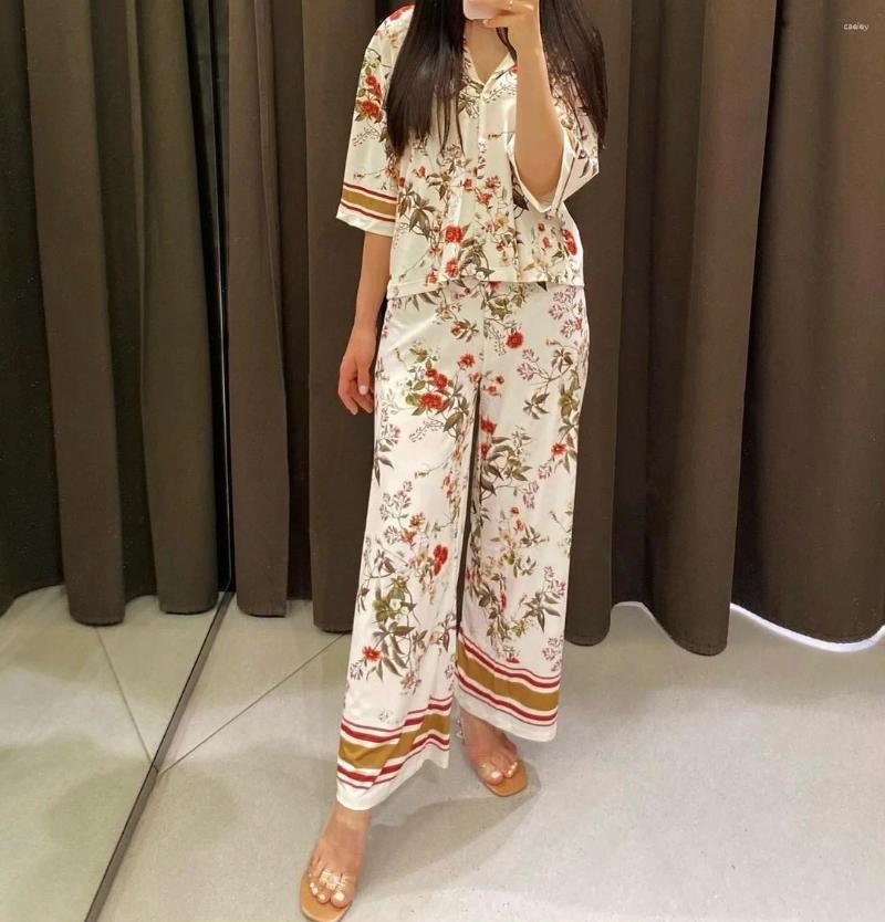 Women's Two Piece Pants XEASY 2023 Summer Women Vintage Two-Piece Set Flower Print Loose V-Neck Short Sleeve Shirt High Waist Casual