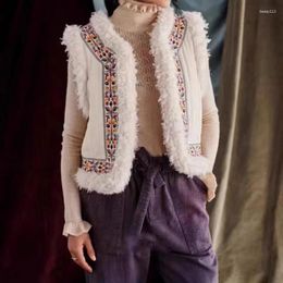 Gites des femmes 2023 Automne et hiver Vintage Réversible Couleur réversible Broidered Faux Lamb Top Women Vest