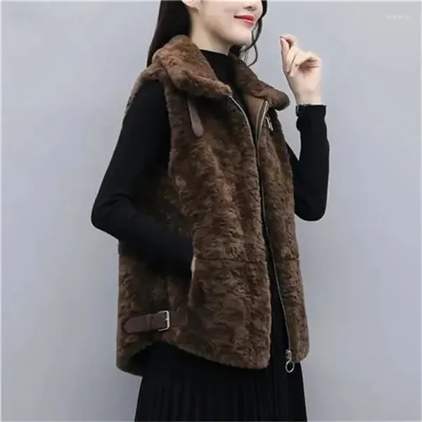 Gilets pour femmes 2024 automne/hiver coréen agneau cheveux gilet manteau court en cuir et fourrure une pièce lâche mode polyvalent débardeur