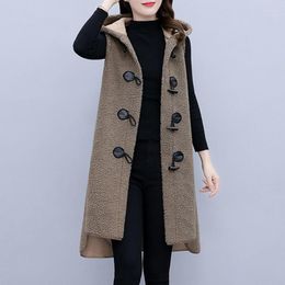 Gilets pour femmes Automne Femmes Chaud Fourrure Polaire Manteau Veste Femme Laine D'agneau Sans Manches Épaissi Revers Manteaux À Capuche Gilet G59