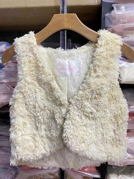 Gilet des femmes Japan Liz Lisa Original Hiver Faux Fur Coat dentelle épais Velvet extérieur