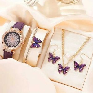 Montres féminines 5pcs Fashion Fashion Trende Designer Sunflower Digital Pointer Belt Quartz Purple Butterfly Boucles Boucles Bracelet