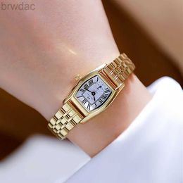 Dameshorloges Koreaanse versie Hot Sale Gold rechthoekig kwarts Women Watch Luxury diamant ingelegde kleine armband sieraden Womens Watch FA1706 240409