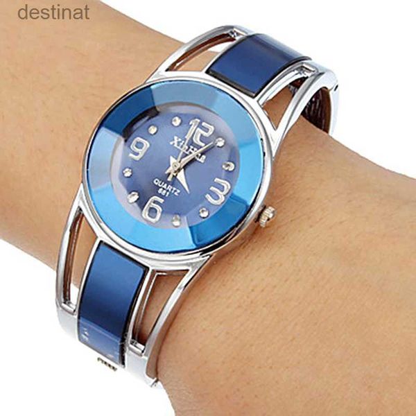 Relojes de mujer reloj mujer Venta caliente Xinhua reloj de pulsera mujer marca de lujo esfera de acero inoxidable relojes de pulsera de cuarzo señoras WatchL231216