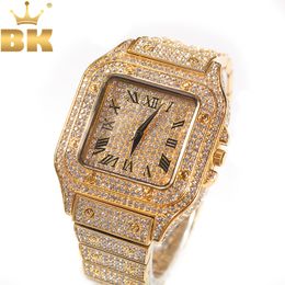 Relojes de mujer THE BLING KING Iced Out Men Watch Square Diamond Quartz Luxury Mens Relojes de pulsera Gold Roman Steel Clock Relogio masculino 230615