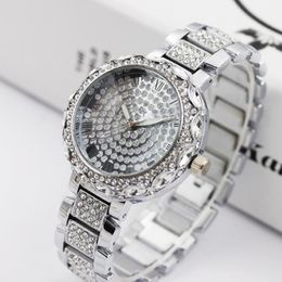 Dameshorloges Women Golden Watch voor Lady Luxury Designer Brand Crystal Diamond Bracelet Quartz Polshorwatch Relogio Feminino Wris 243p