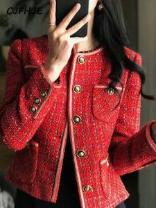 Dameswolmengsels CJFHJE Rode Tweed Blazers Dames Herfst Winter Losse O-hals Single-Breasted Jasje Vrouwelijke Koreaanse stijl Elegante dame jassen 231108