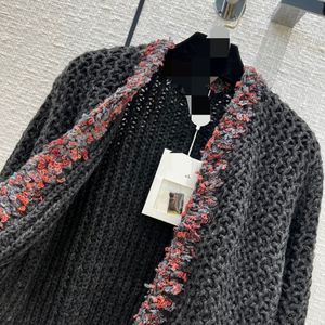 Dameswolmengsels Designer Autumn Women Sweater Brand Same Style V Neck Cardigan Long Sleeve Q3G2