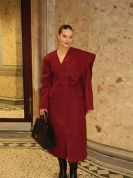 Laine des femmes mélanges rouge irrégulier châle laine pardessus veste longue manteau femmes double boutonnage épaissir écharpe col pardessus tenue d'hiver 231211