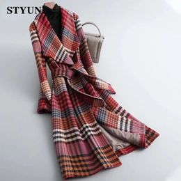 Mélanges de laine pour femmes Red Plaid vintage en laine épaisse à manches longues hautes taies avec veste de ceinture Coffre de mode coréen hiver 2023 231027