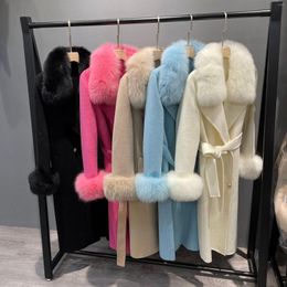 Femmes laine classique marque Design 2023 automne hiver manteau en cachemire naturel pour les femmes avec col en fourrure et manchette luxe dame longs manteaux