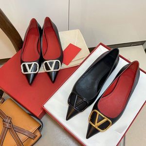 Femmes Sandales Talons Plats Chaussures Pointues Mocassins Été Classiques Marque En Cuir Véritable Fond Plat Nude Noir Mat Métal V-boucle Dames Casual Sandale Avec Sac À Poussière 34-44