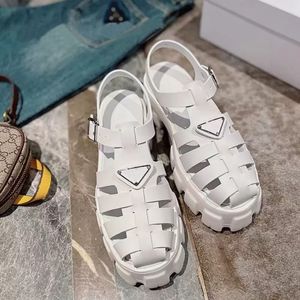 Vrouwen Sandalen Schuimrubber Sandaal Mode Platform Slides Driehoek Metalen Slippers Retro Strand Loafers Ronde Neus Sandaal Met Doos