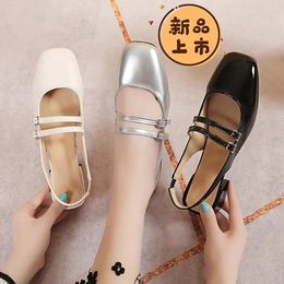 Vrouwen Sandalen Zomerschoenen Vrouw Flats Dubbele Buckle Mary Janes Patent Leather Dress Back Riem Zapatos Mujer 2023 240322