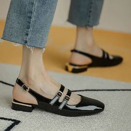 Femmes Sandals Summer Sippers 213 Femme Flats Double boucle Mary Janes Patent Le cuir robe chaussures Back Strap Zapatos Mujer 6d0