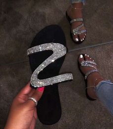 Sandales pour femmes avec pantoufles bordées de diamants, chaussures à semelles épaisses, talon plat, grande taille
