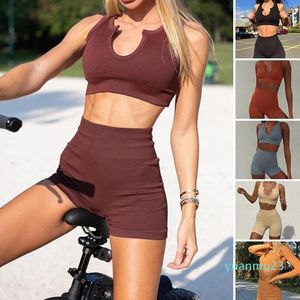 Femmes en yoga sans couture 2 pièces Set Fitness Sports Suits shorts de gym et soutien-gorge High Waist Leggings Running Workout Pantal