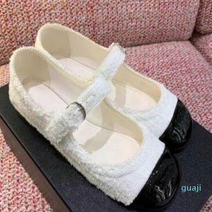 Femmes sexy chaussures habillées design de mode classique dame affaires OL talon épais villosités cuir verni mignon Mary Jane cool mariage