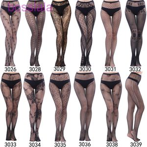 Vrouwen sexy kant uitgeholde leggings mode meisjes jacquard panty vissen net sokken