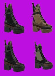 Femmes Sexy Laureat Platform Boots Boots Patent Toile Bootties Designer Lady Leather Flamingo Patch Chunky Talon Rubber Out-Out Sole an1729784
