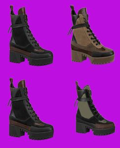 Femmes Sexy Laureat Platform Boots Boots Patent Canvas Bootes Designer Lady Leather Flamingo Patch Chunky Talon Rubber Out-Out Sole an3926728