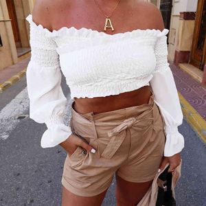 Vrouwen Sexy Smocking White Tee Shirt Bladerdeeg Lange Mouw ruches Criss-Cross Off Shoulder Crop Top Lente Tshirts 210517